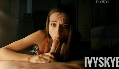 Я так устал после работы, что Ivy Skye сделала минет от первого лица