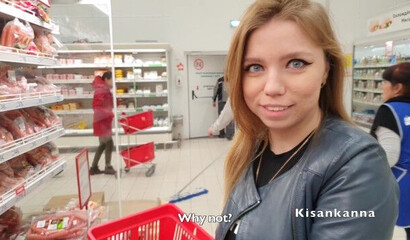 Пришел в магазин и увидел Кисанканну – не удержался и развел на минет