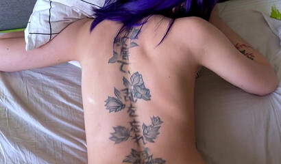 Сводная сестра дарит жаркий минет и секс брату на день рождения