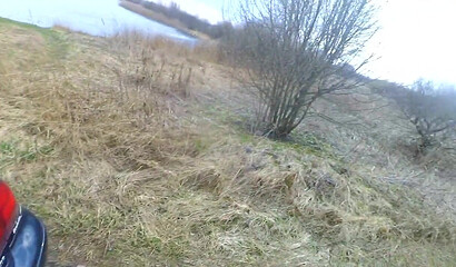 Парень трахнул 18 летнюю русскую девушку на капоте машины за долги