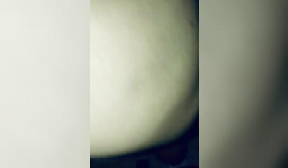 Спонтанно присунул жопастой сестрёнке в подъезде, пока никого рядом не было