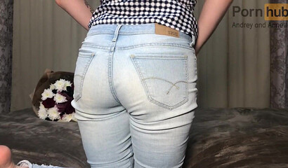 Анна Витольдовна научит искусству дрочки. Самое главное - записывать конспект.