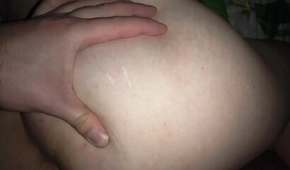 Всунул не в ту дырку, куда же надо совать хуй? В итоге просто полизал жопу