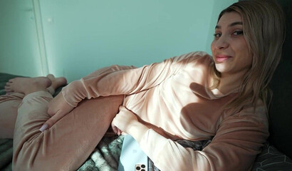 step sister plays truth or dare with step bro and didn't expect such a challange